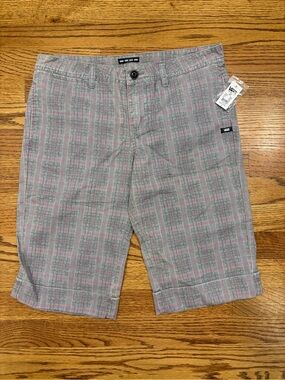 NWT Vans Plaid Shorties sz 5